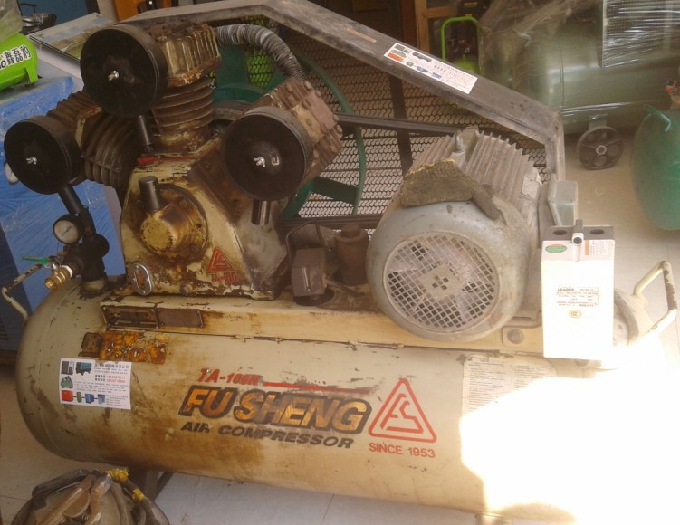 二手螺桿式、活塞機空壓機出租出售